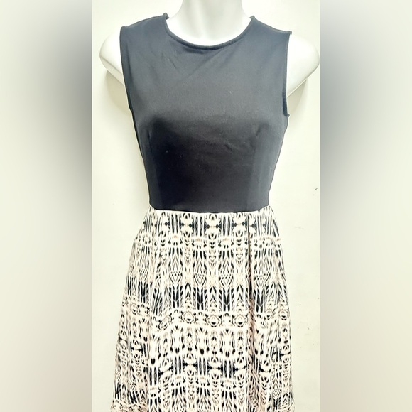 Cynthia Rowley Black and White Patterned Dress Size XS - Picture 2 of 8